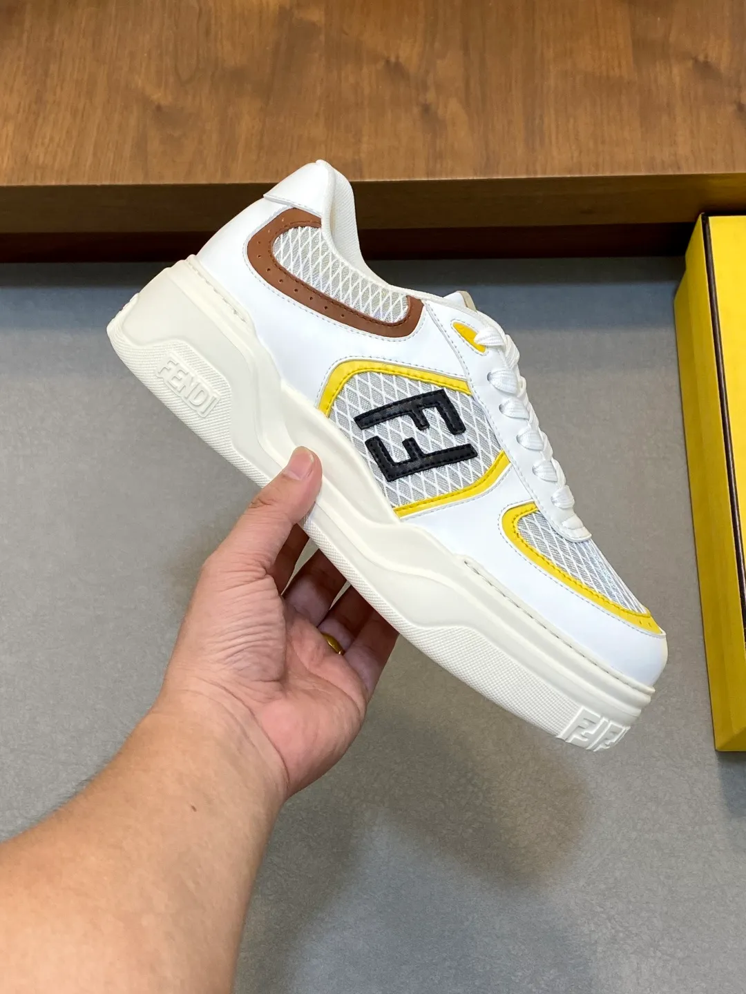 💰780 [FENDI] Fendi - high-end quality original order 🔍🔍🔍 casual sports shoes - Upper: 🔝 Nappa calfskin spliced breathable mesh injection molded brand logo plastic module - Lining: brand canvas - Outsole: ultra-light T men's shoes 💰R foam rubber; molded outsole - Ultra-high quality control · Fine workmanship: highlighted (high-end · extravagant · grade) -Size: 39-44 (38, 45, can be customized)